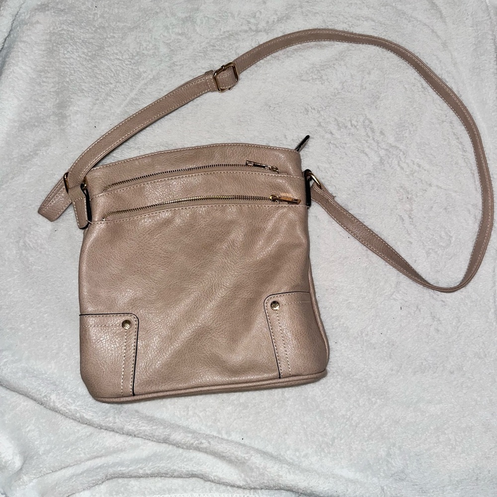 Elegant Tan Crossbody Bag
